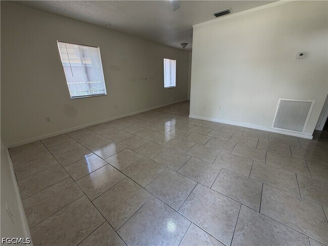 Foto del edificio - 5829 Casablanca Ct
