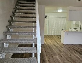 Building Photo - Elm View Apartments