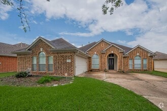 Building Photo - 311 N Esplanade Ln