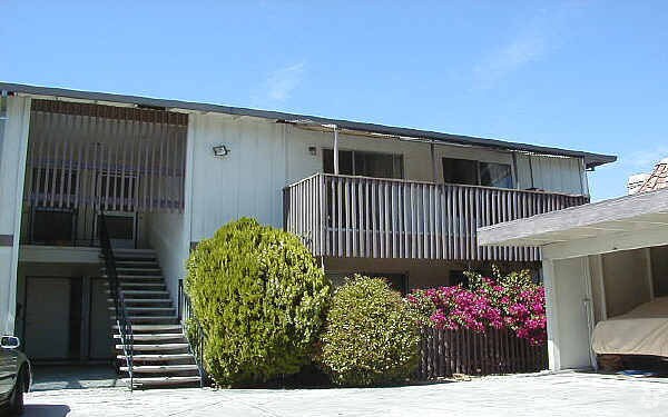 Building Photo - 131 Shelley Ave