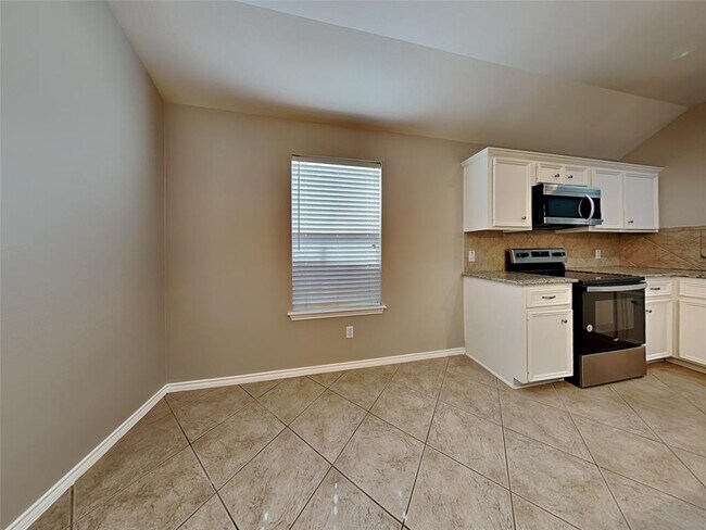 Foto del edificio - 12723 Whistling Springs Dr