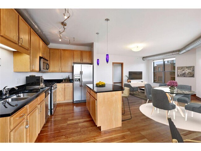 Foto del edificio - 15 E Franklin Ave