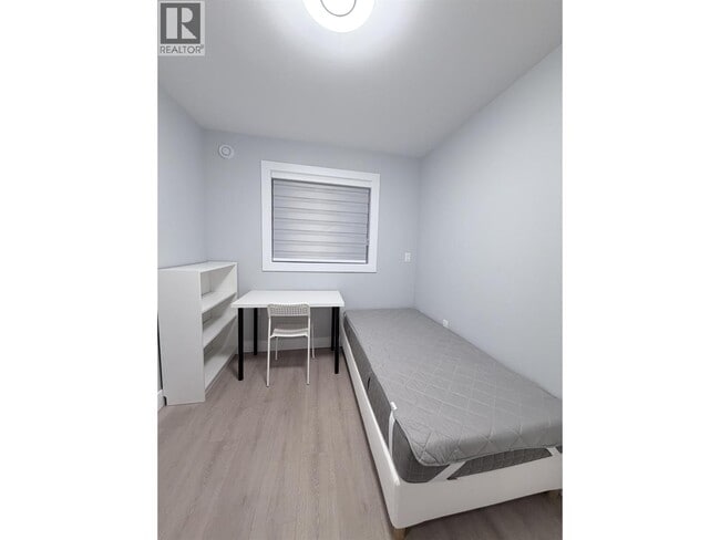 Building Photo - 2238 W 47th Ave