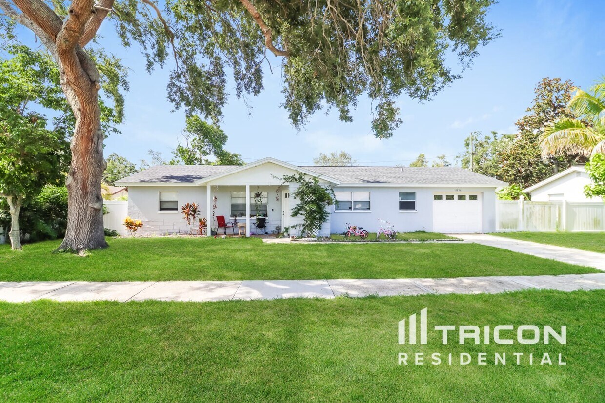 Primary Photo - 5836 99th Terrace N
