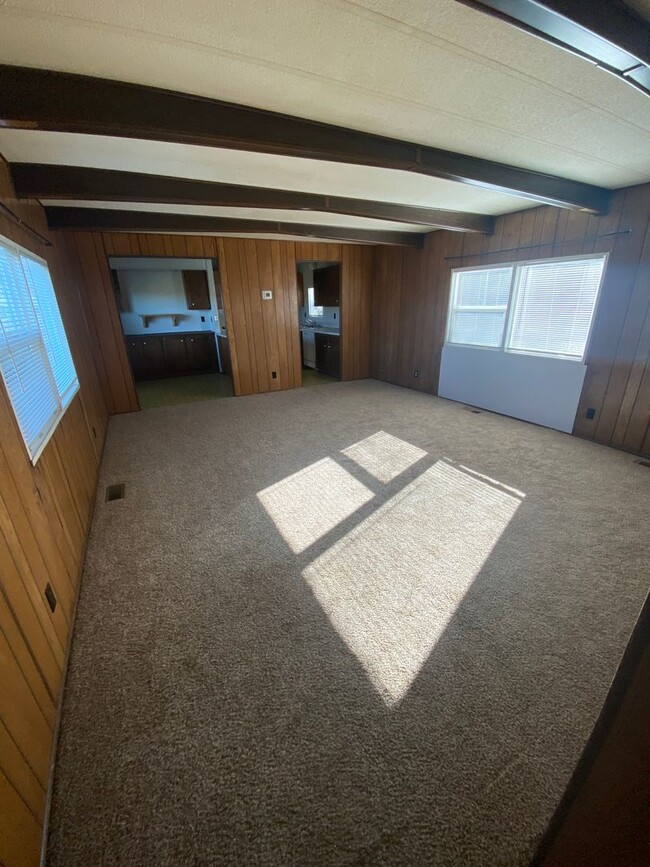 Foto del edificio - 4 Bedroom Mobile Home in Lockwood