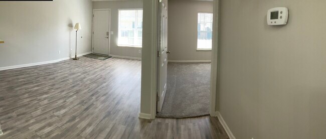 Main floor: family room & master - 982 Kingsbury Ct
