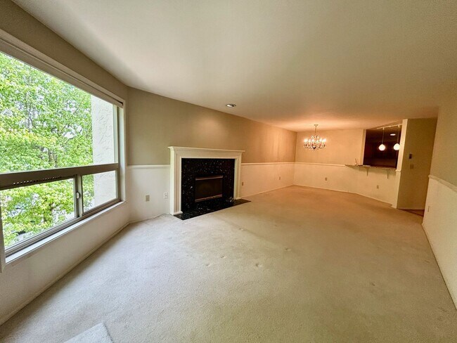 Foto del edificio - North Capitol Hill Condo