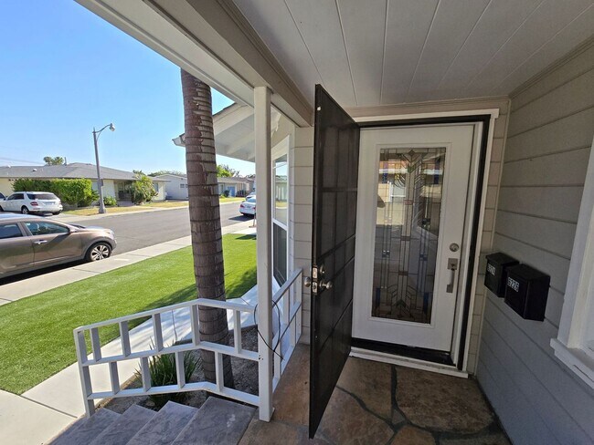 Foto del edificio - 4BD/3BA on Pontiac!!