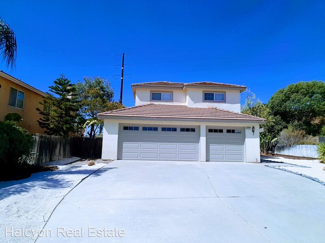 3 br, 2.5 bath House 13325 Cicero Court House for Rent in Poway, CA