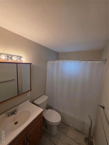 Foto del edificio - 56 Friendly Dr