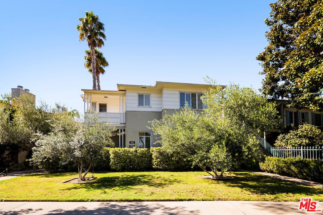 1203 Beverly Green Dr Unit 1, Beverly Hills, CA 90212 Room for Rent