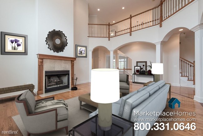 Building Photo - 528 Eagle Brook Ln