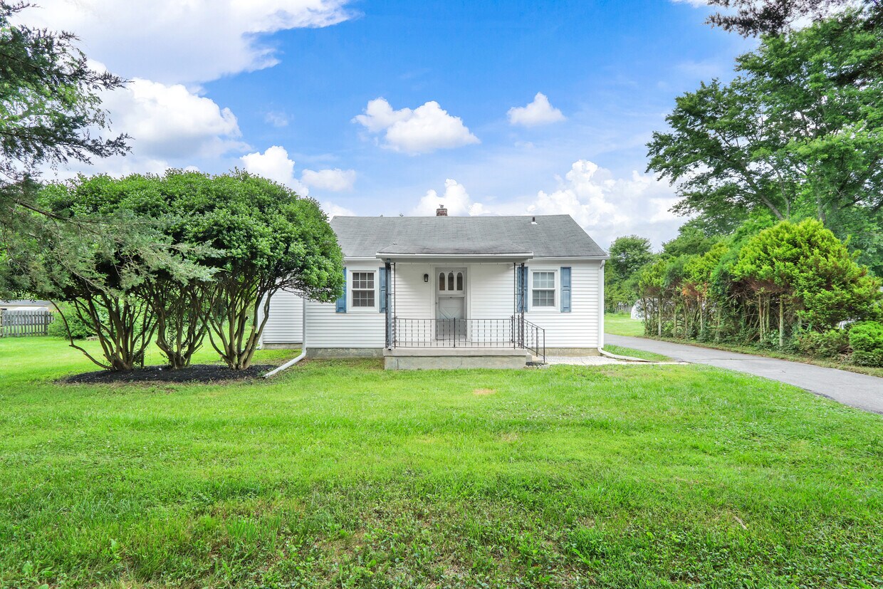 10220 Old Fort Rd, Fort Washington, MD 20744 House Rental in Fort