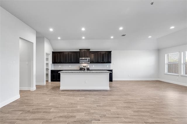 Building Photo - 5909 Lovills Crk St
