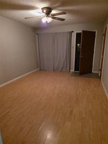 Building Photo - 2470 Briarwood Dr