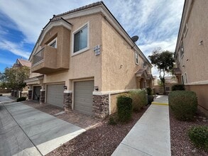 Building Photo - 9125 Goose Lake Way