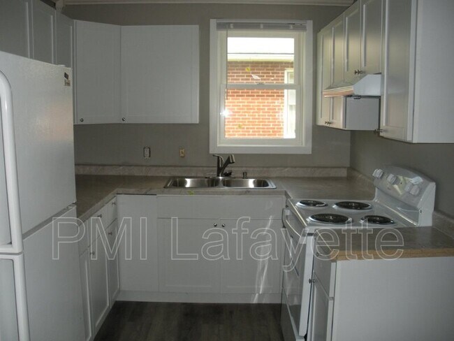 Building Photo - 2220 N 21st St