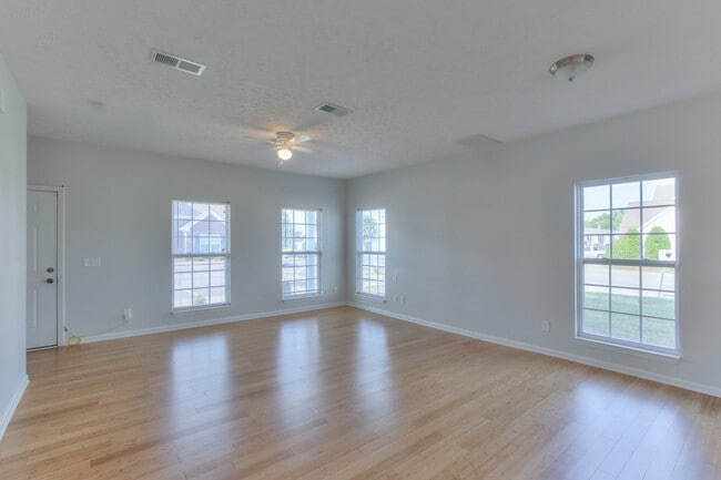 Building Photo - 3052 RG Buchanan Dr