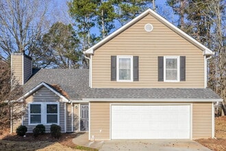 Building Photo - 350 Paris Dr