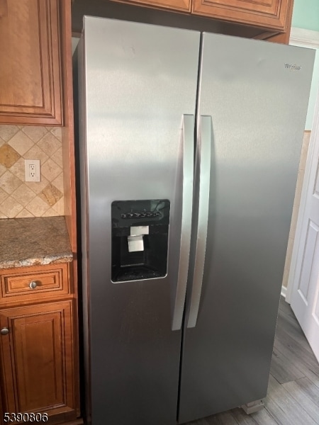 Foto del edificio - 939 Meacham Ave