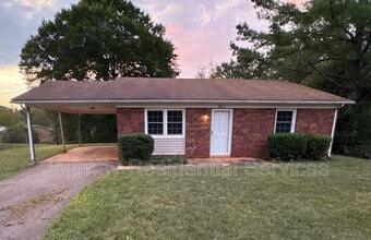 Building Photo - 1602 Ballymena Dr