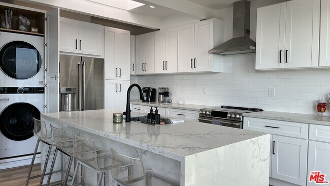 Building Photo - 11870 Coral Reef Ln