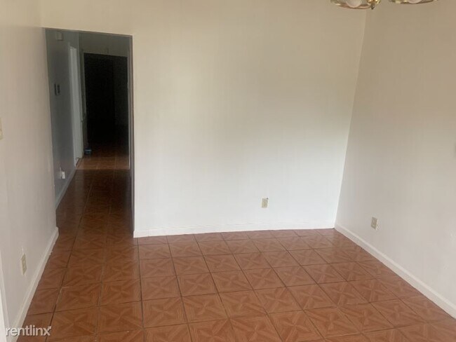 Building Photo - 4 br, 2 bath House - 959 texas