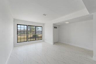 Building Photo - 9711 Bertwood St