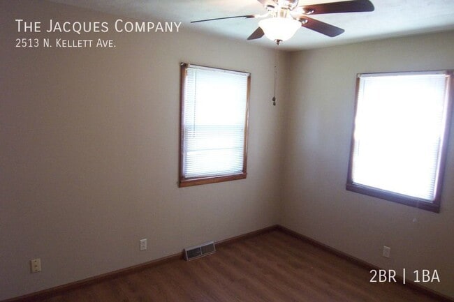 Building Photo - 2513 N Kellett Ave