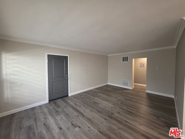 Building Photo - 7972 Norton Ave