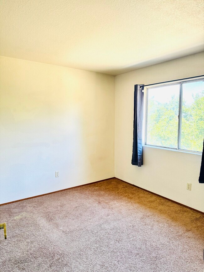 Building Photo - 148 Haviture Way
