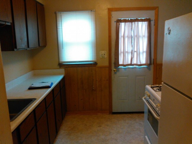 Building Photo - 4456 N. 45th Street - 3 Bedroom Home