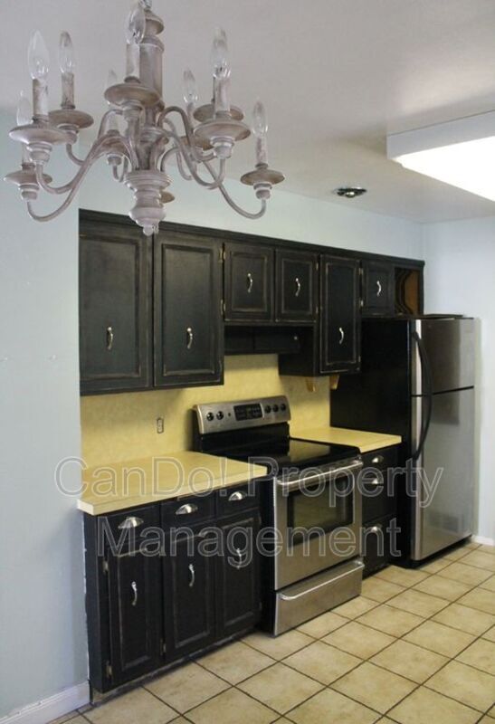 Foto del edificio - 891 Syringa Dr
