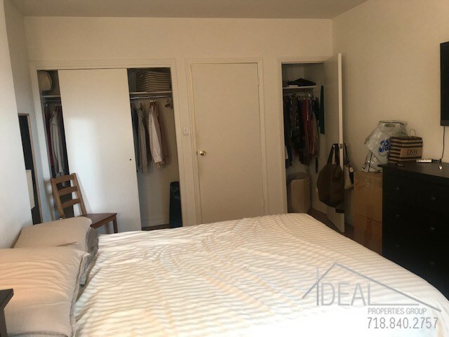 Building Photo - 4208 5th Avenue #2RR