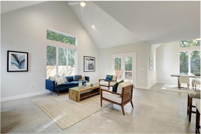 Building Photo - 3622 Clary Wy