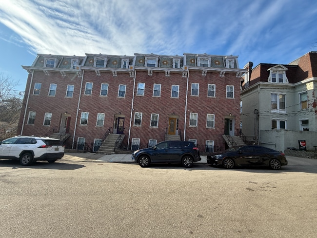 Building Photo - 2621 Cleinview Ave