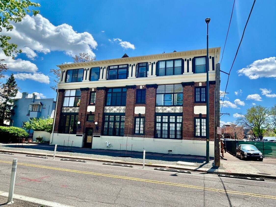 Primary Photo - Charming Historic Condo in the Heart of Up...