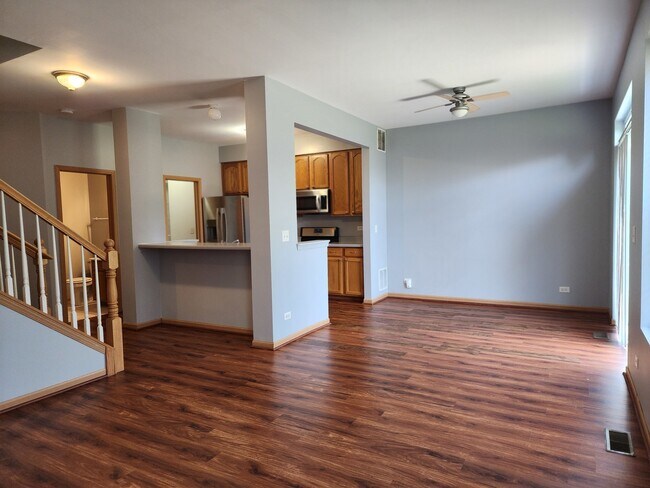 Building Photo - 302 Grape Vine Trail