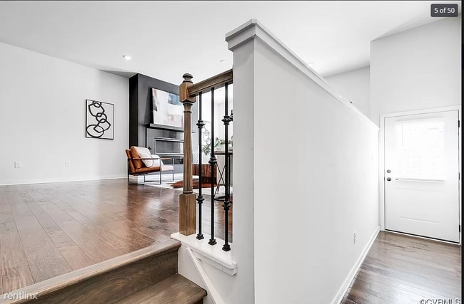 Foto del edificio - 3 br, 4 bath Townhome - 4642 Broad Hill Dr