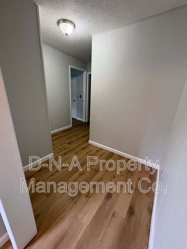 Foto del edificio - 267 Brodhead Ave