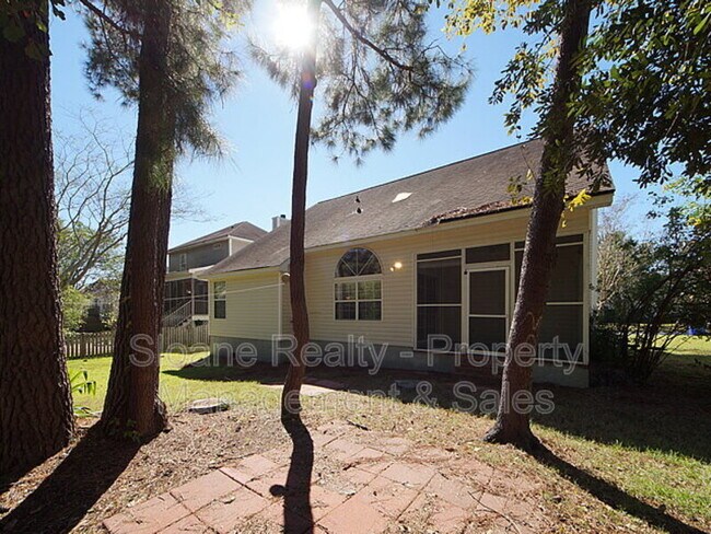 Foto del edificio - 458 Planters Trace Dr