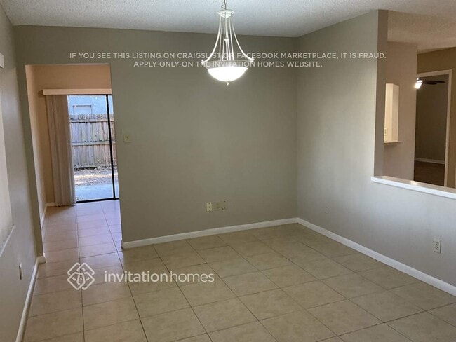 Foto del edificio - 16027 Eagle River Way
