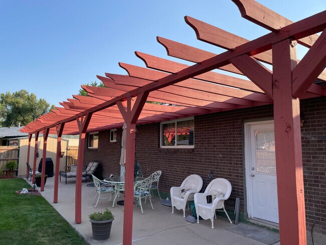 Foto del edificio - 4 S Gay Dr