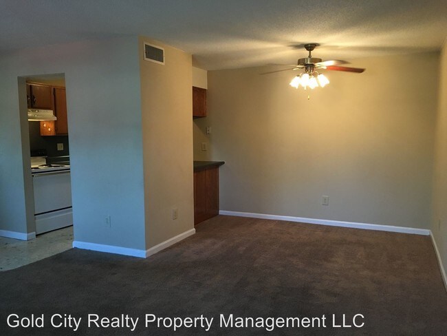 Building Photo - 537 Bellwood Dr