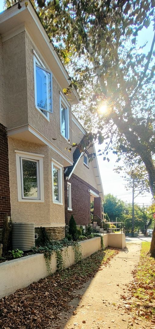 Foto del edificio - Newly Renovated Mt. Airy Corner Home — Hig...