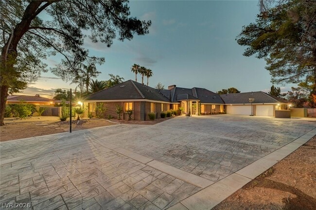 Building Photo - 7258 Loma Alta Cir