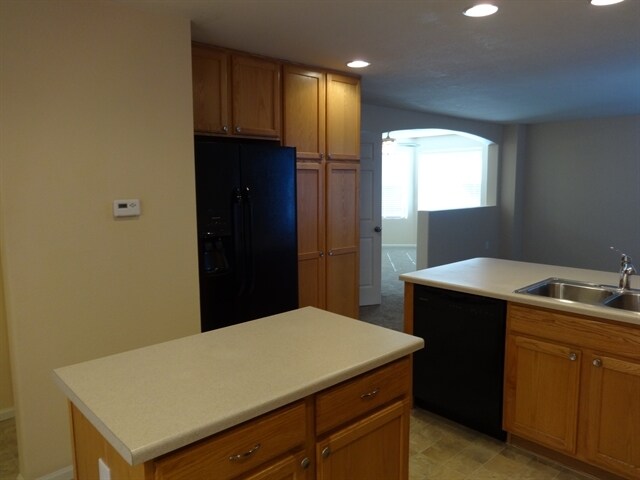Building Photo - 6357 Old Divide Trl