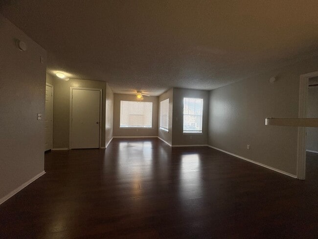 Building Photo - 2208 Antigua Pl