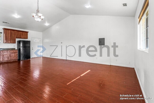 Building Photo - 1327 Monterey Ave