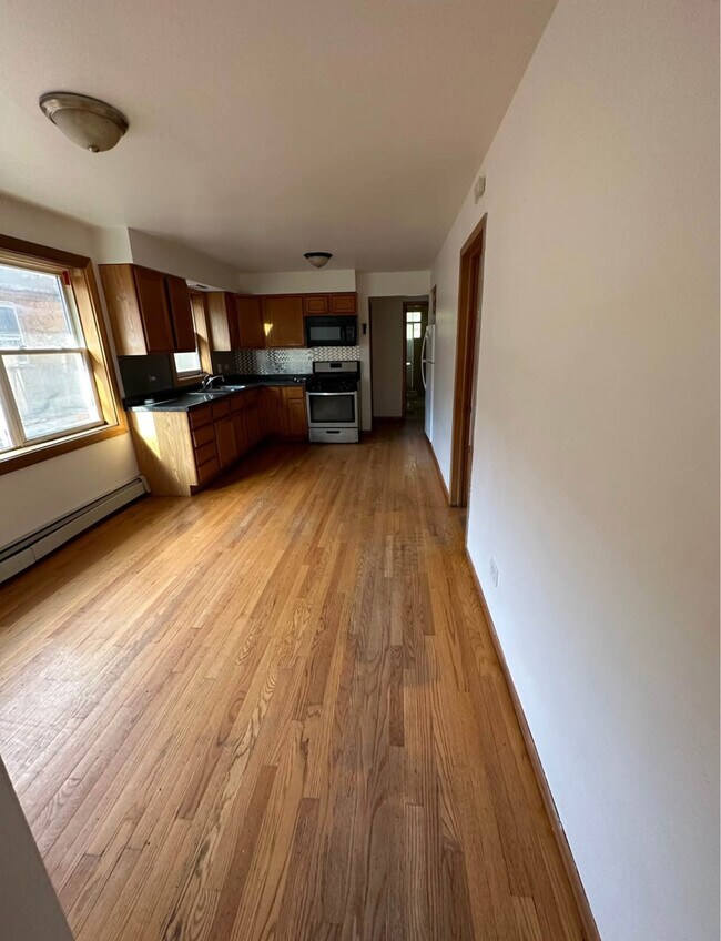 Building Photo - 13913 S Wentworth Ave